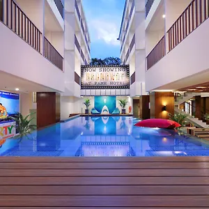 Hotel Fame Sunset Road
